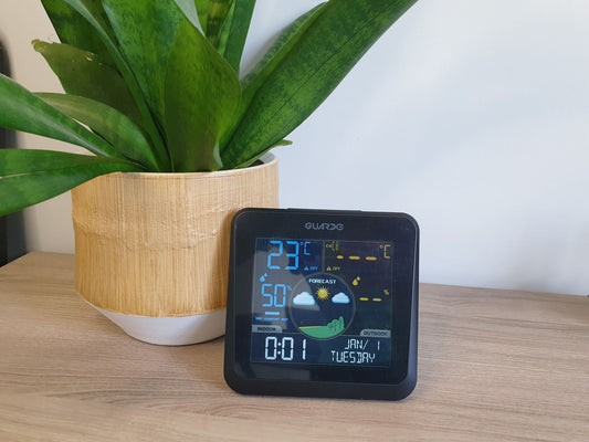Digital Barometer - Calendar - Clock - Alarm -Top offer