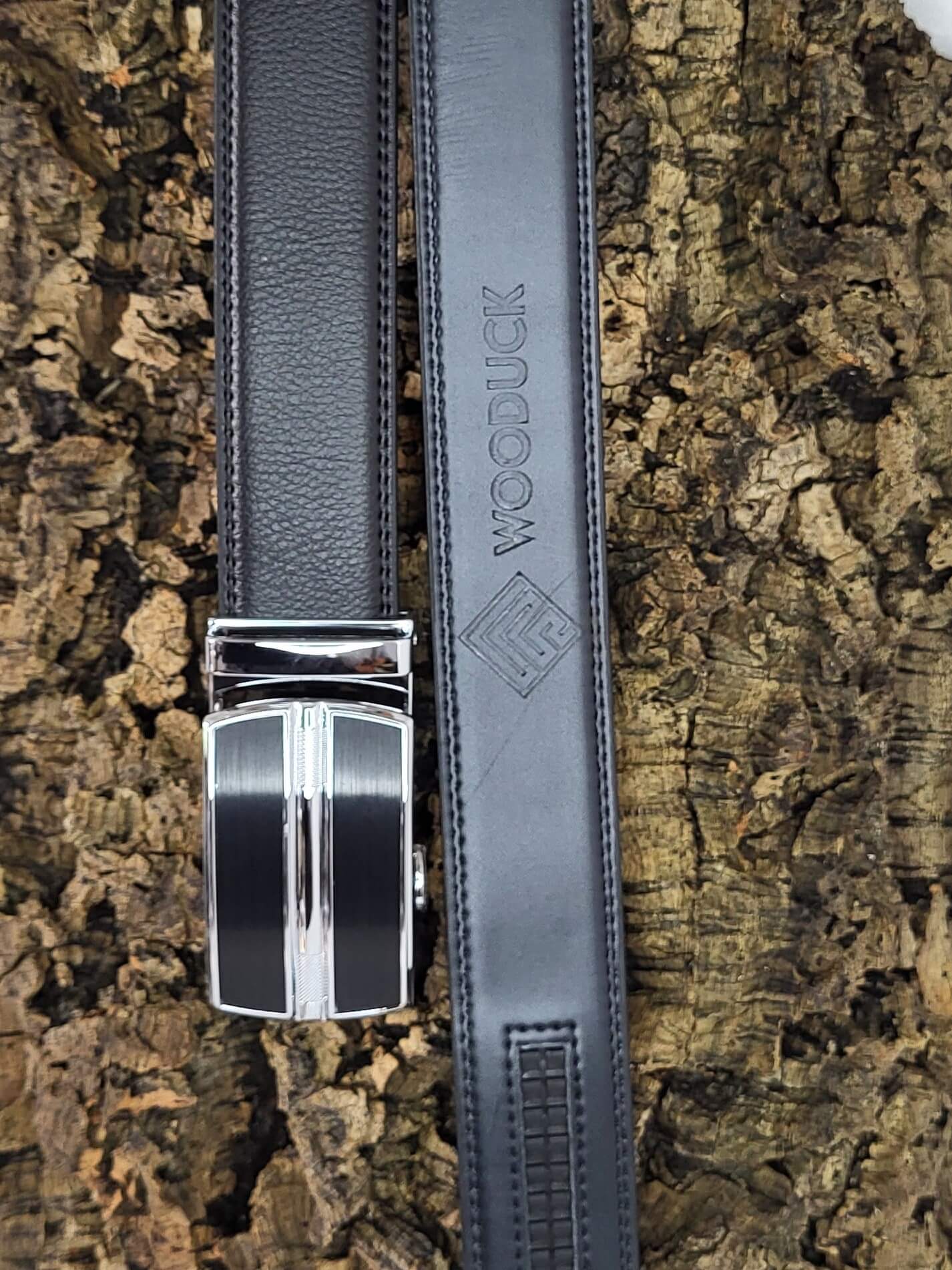 WooDuck - Model 1 - black leather